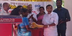 സ്നേഹ സമ്മാനം; സ്നേഹവീടിന്റെ താക്കോൽ ദാനം നിർവ്വഹിച്ചു 